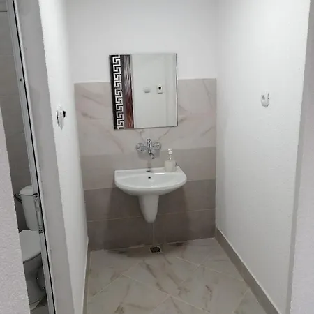 жани 아파트 *